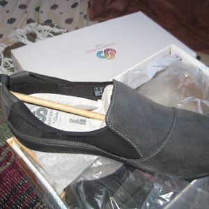 Cloudsteppers by Clarks- Women's Size 8.5 new in box